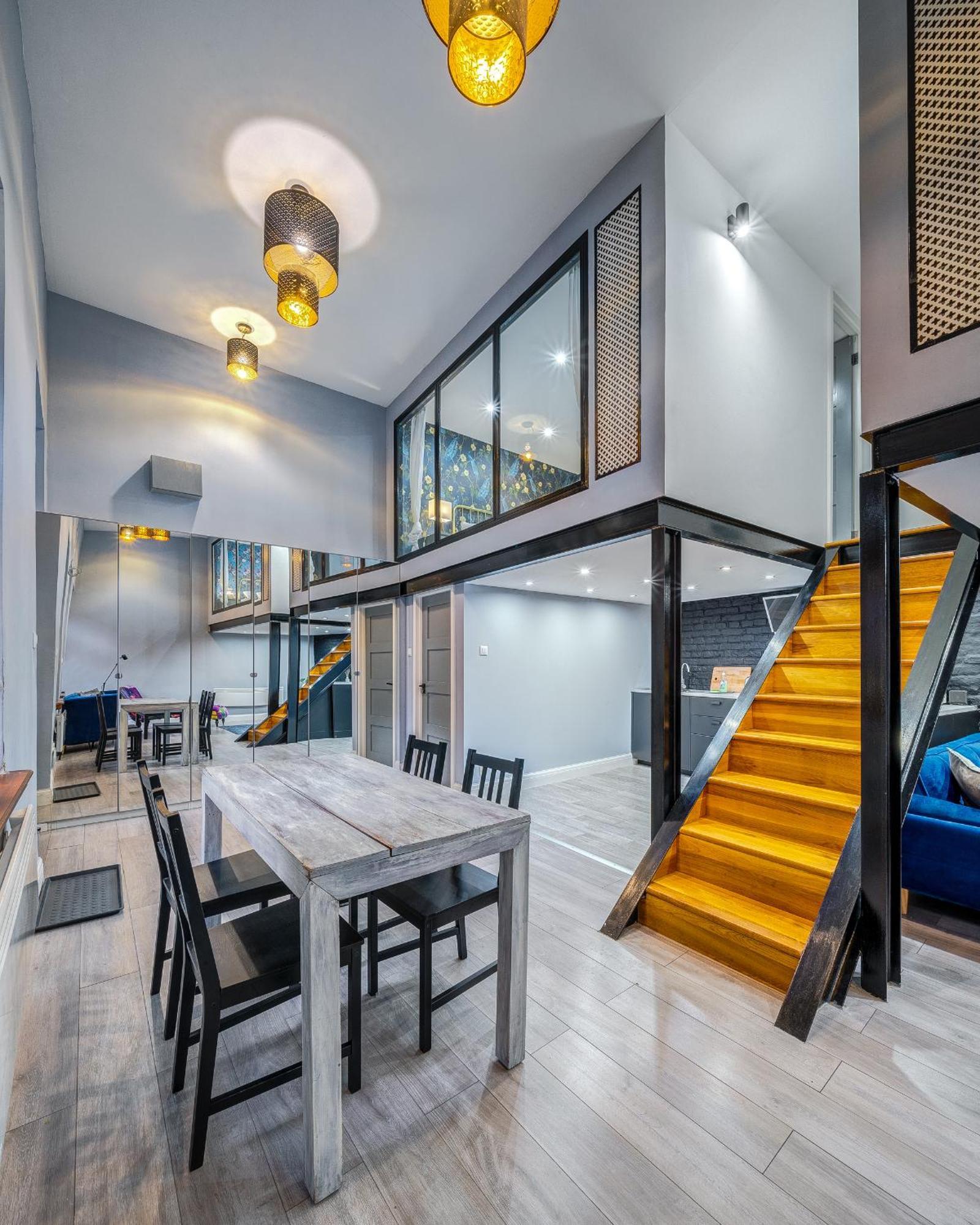 Azure Oasis In The Heart Of The City بودابست المظهر الخارجي الصورة